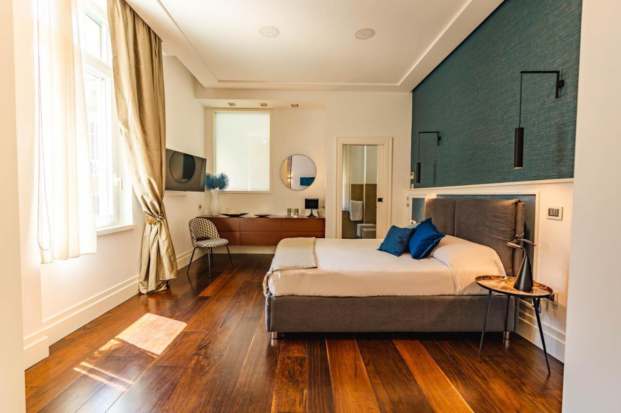 Ad Maiora Boutique Suite Неаполь Экстерьер фото