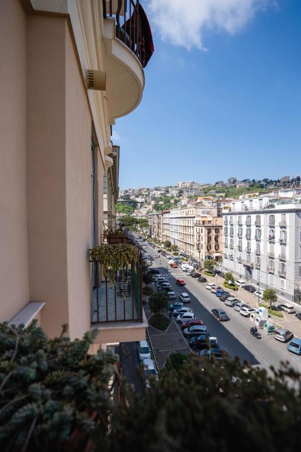 Ad Maiora Boutique Suite Неаполь Экстерьер фото