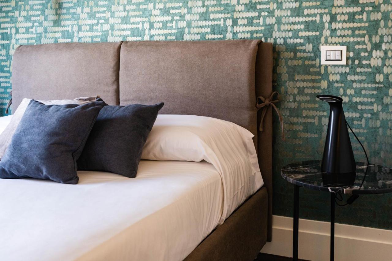 Ad Maiora Boutique Suite Неаполь Экстерьер фото